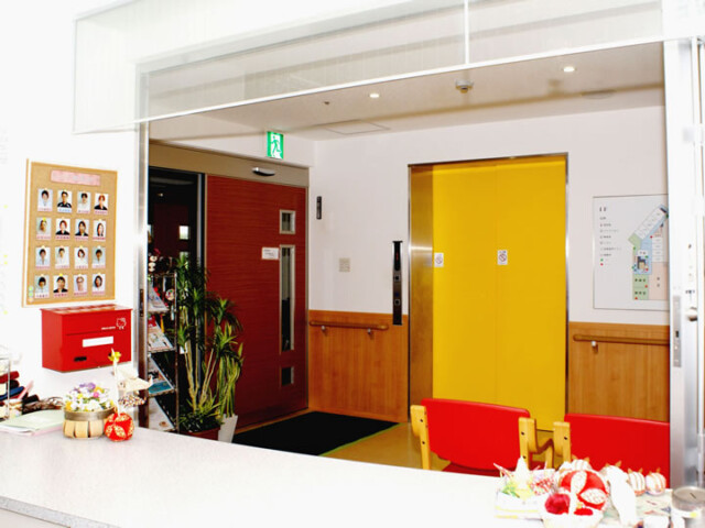 玄関・エレベーターホール